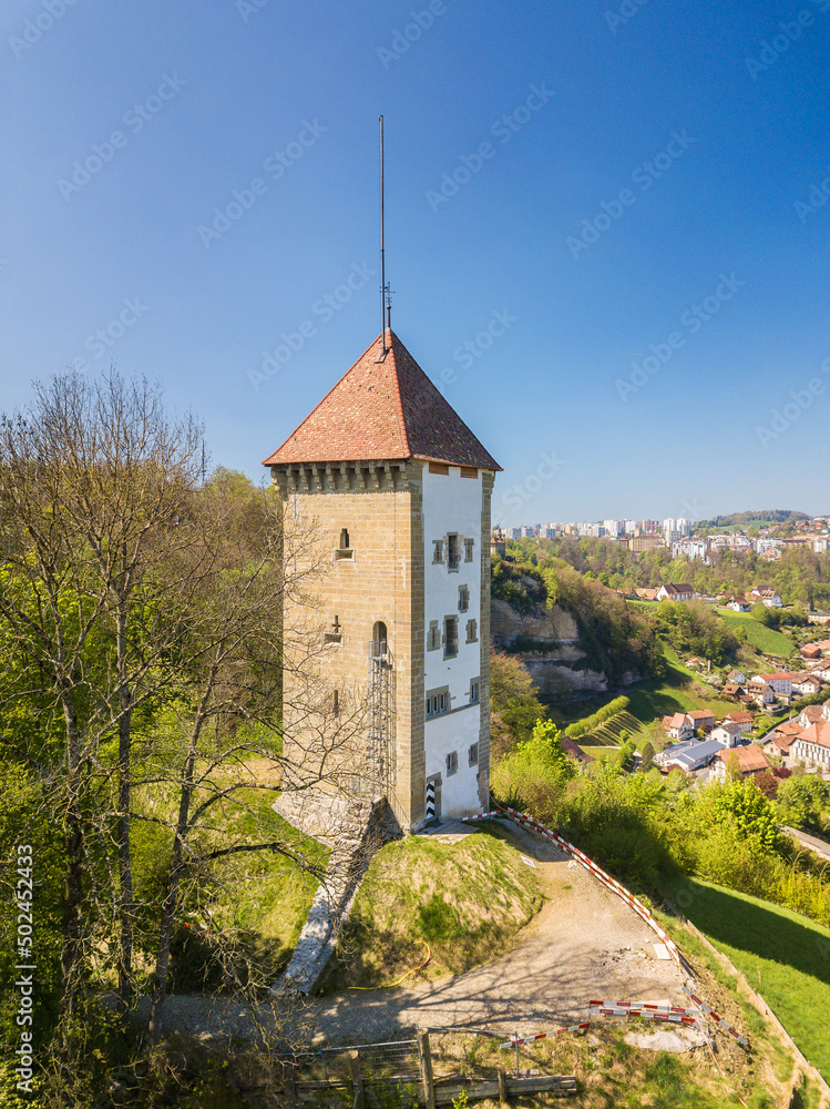 Aerial image of the Duerrenbuehl tower, built in the middle of the 13th century. The gate and the tower were built to seal off the passage between Galterntal and the Saane. Aerial image of the Duerrenbuehl tower, built in the middle of the 13th century. The gate and the tower were built to seal off the passage between Galterntal and the Saane.