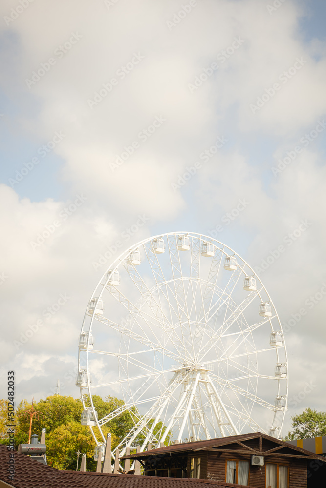 large Ferris wheel with lockable booths large Ferris wheel with lockable booths