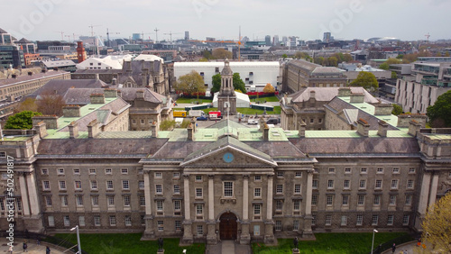 Canvas Print Trinity College in Dublin from above - aerial view by drone