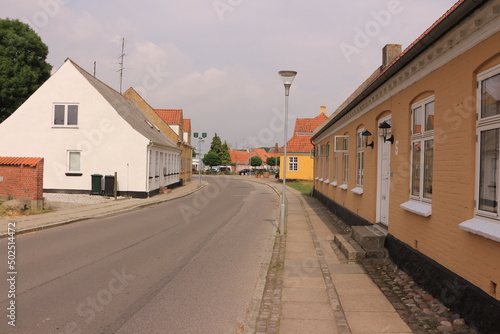 Historische Häuser im Zentrum von Rödby in Süddänemark photo