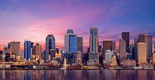 Leinwand Poster Seattle waterfront and skyline, Washington,USA