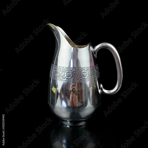 Obraz na plátně antique metal milk jug