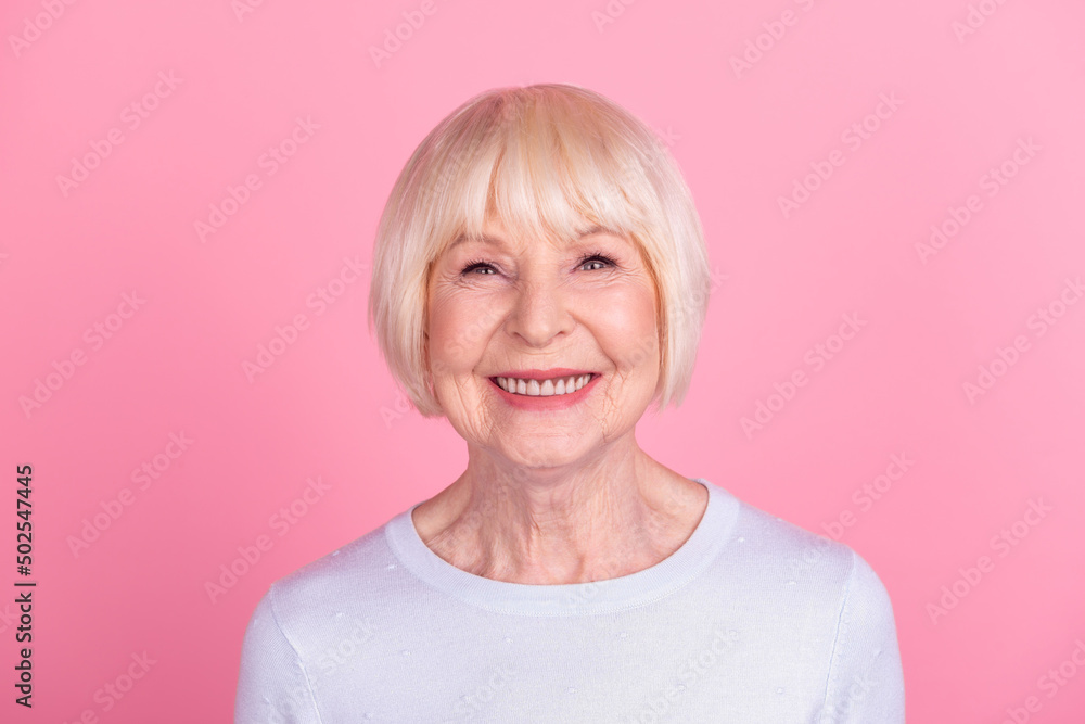 Photo of senior cheerful woman toothy smile visit dentist clinic oral care implants isolated over pink color background Photo of senior cheerful woman toothy smile visit dentist clinic oral care implants isolated over pink color background