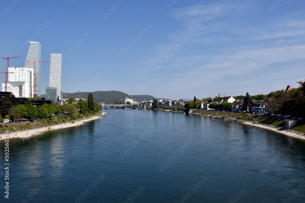 Blick auf den Rhein in Basel Blick auf den Rhein in Basel