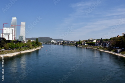 Blick auf den Rhein in Basel 