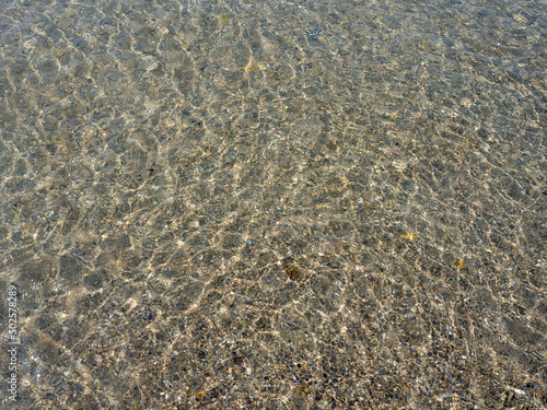 Plage de sable ondulations de l eau de mer sal  