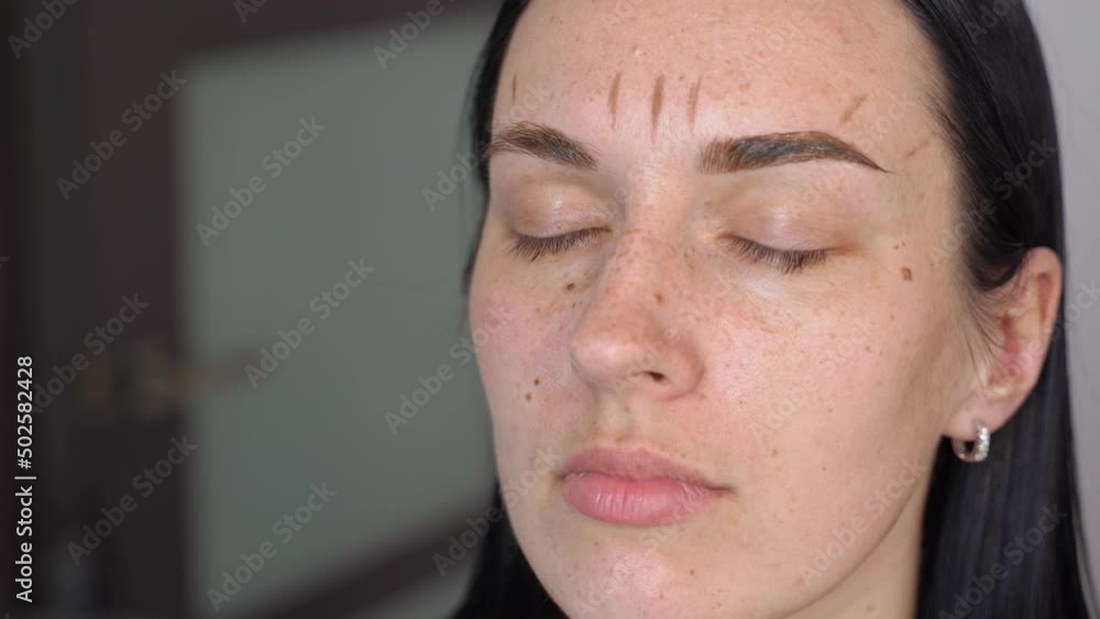 Close Up Applied With A Brush Henna On The Eyebrows Markings Are