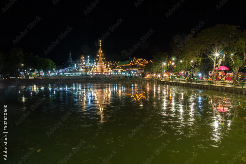 Fototapeta premium Wat Chong Kham in Mae Hong Son Province of Thailand, is the oldest temple of city. It was built nearly 200 years ago by Thai Yai (Shan people), who make up about half of the population