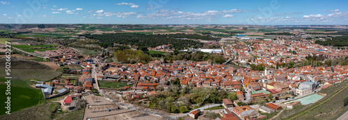 Fototapeta Naklejka Na Ścianę i Meble -  Panoramic general view from castle of the city of Penafiel, Spain