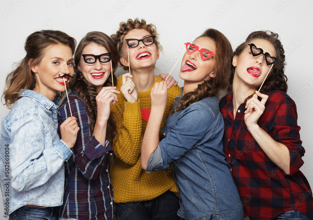 Five hipster women best friends ready for party Five hipster women best friends ready for party