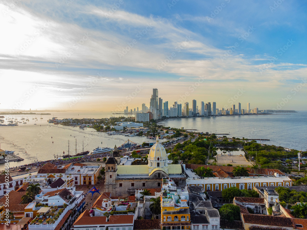 Obraz premium Ccentro Historico y Bocagrande Cartagena, Colombia.