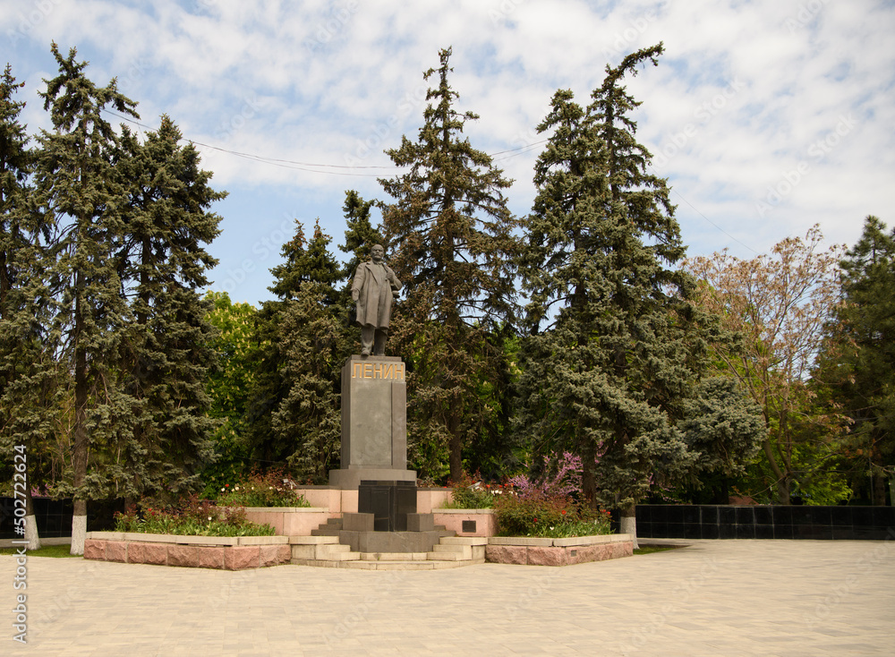 Monument to V.I. Lenin on Bolshaya Sadovaya