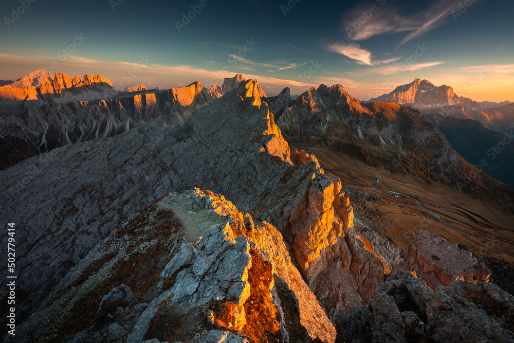 Fototapeta premium Autumn in the Italian Dolomites. The most beautiful time of the year to visit this place. Beautiful colors and breathtaking views. Mountain peaks above the valleys.