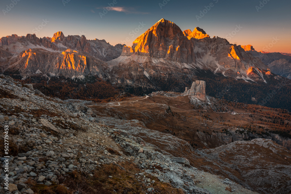 Naklejka premium Autumn in the Italian Dolomites. The most beautiful time of the year to visit this place. Beautiful colors and breathtaking views. Mountain peaks above the valleys.