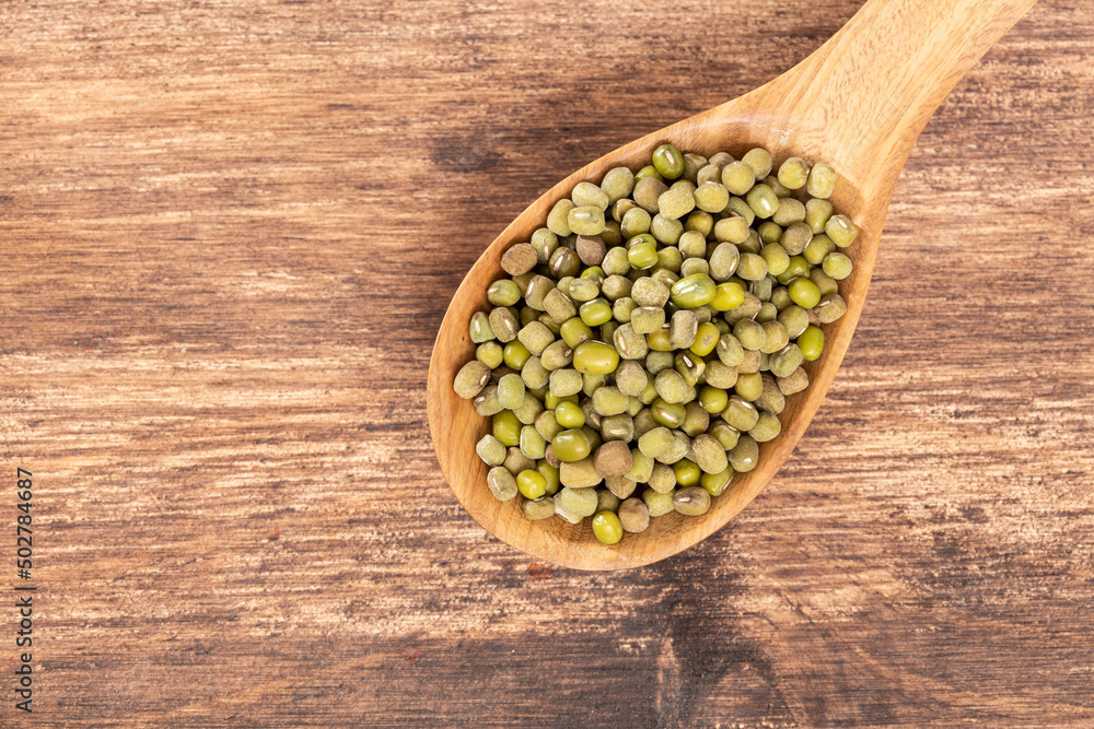 Vigna Radiata - Raw organic green mung beans Vigna Radiata - Raw organic green mung beans