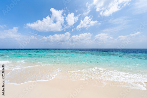 Beautiful beach with white sand and turquoise water © eyetronic