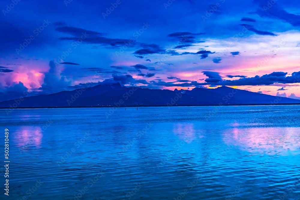 Colorful Sunset Tahiti Island Blue Water Moorea