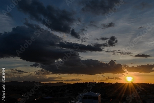 Lindo por do sol visto de cima da pedreira do bairro Industrial, Contagem, Minas Gerais Brasil. © Diovane