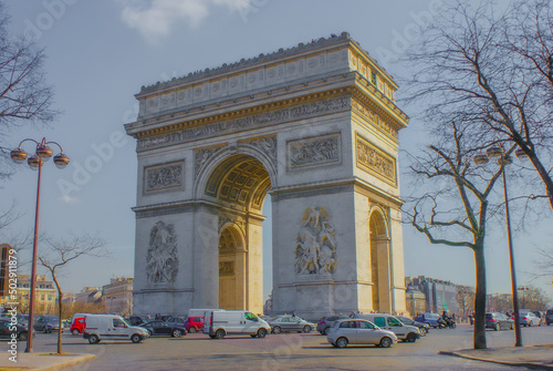エトワール凱旋門（フランス・パリ） © kanzilyou
