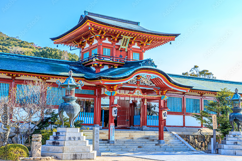 Naklejka premium 春の防府天満宮 山口県防府市 Hofu Tenmangu Shrine in Spring. Yamaguchi-ken Hofu city.