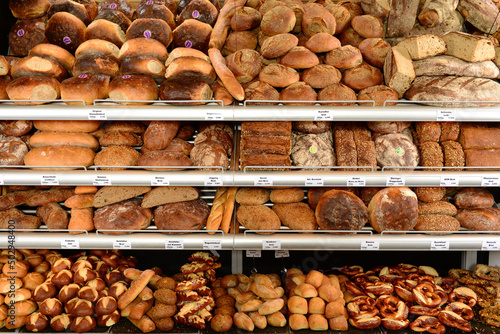 Backwaren, Regal, Preisschilder, Preis, Bäckerei, Brote, Brötchen