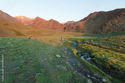 Vista desde el campamento de  las Veguitas, Vallecitos, Mendoza, Argentina. Famoso lugar para practicar trekking de alta montaña.  photo