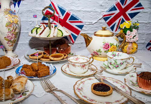 Queen Elizabeth  II Platinum Jubilee  tea  part y celebrations   vintage style  photo