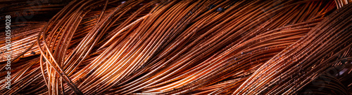 Foto copper wires with visible details. background or texture