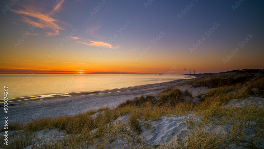 Dänemark - Hvide Sande, Strand bei Sonnenuntergang Dänemark - Hvide Sande, Strand bei Sonnenuntergang