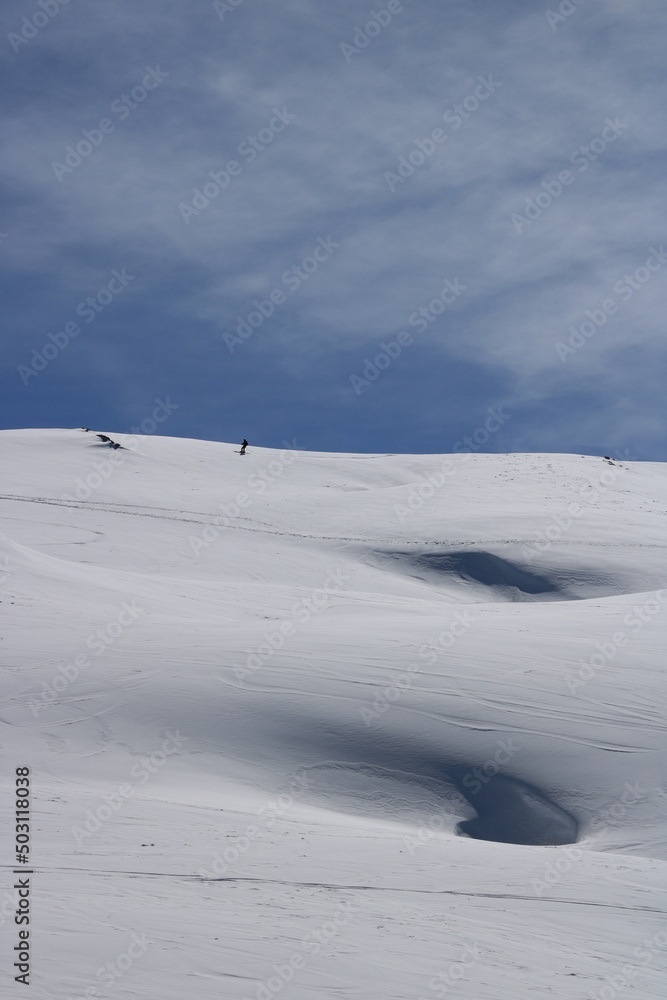 texture neige en pleine montagne alpes