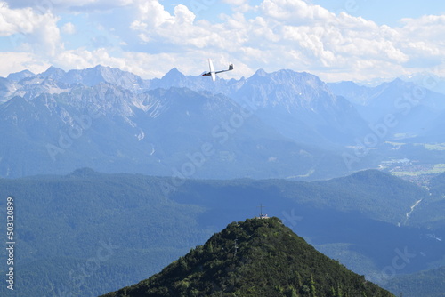Alpen mit Segelflieger