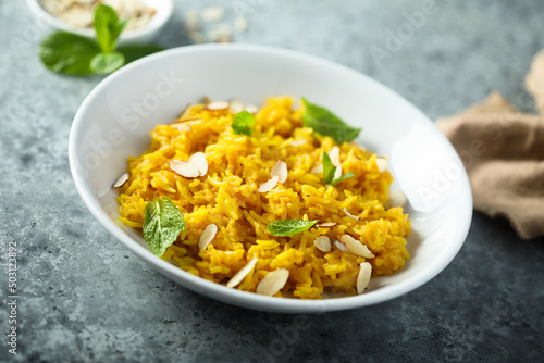 Spicy rice with almond flakes