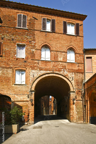 Fototapeta Naklejka Na Ścianę i Meble -  Torrita di Siena, monuments