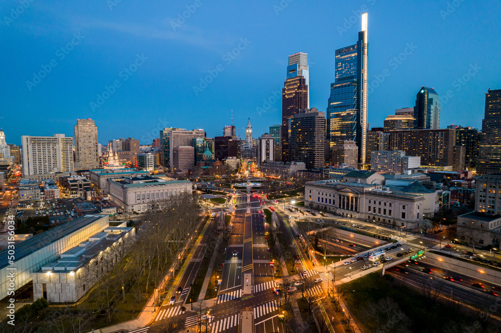 Fototapeta premium Aerial Drone View of Philadelphia Skyline at Dusk