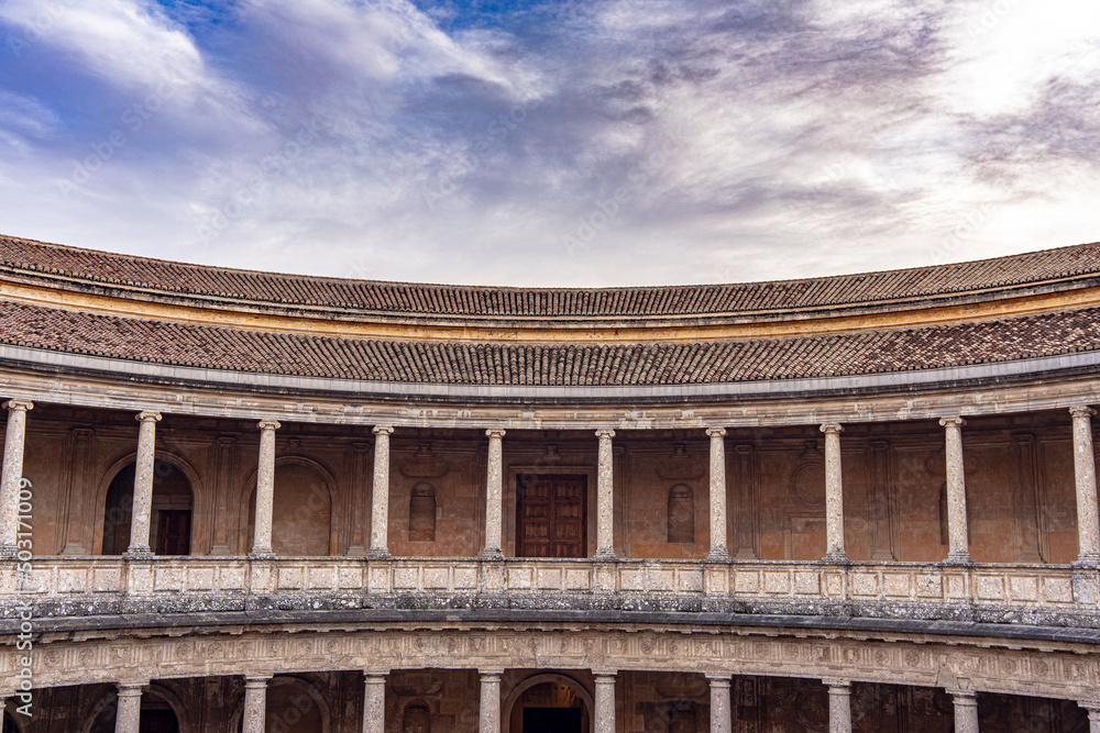 Fototapeta premium construction with columns and cloudy sky