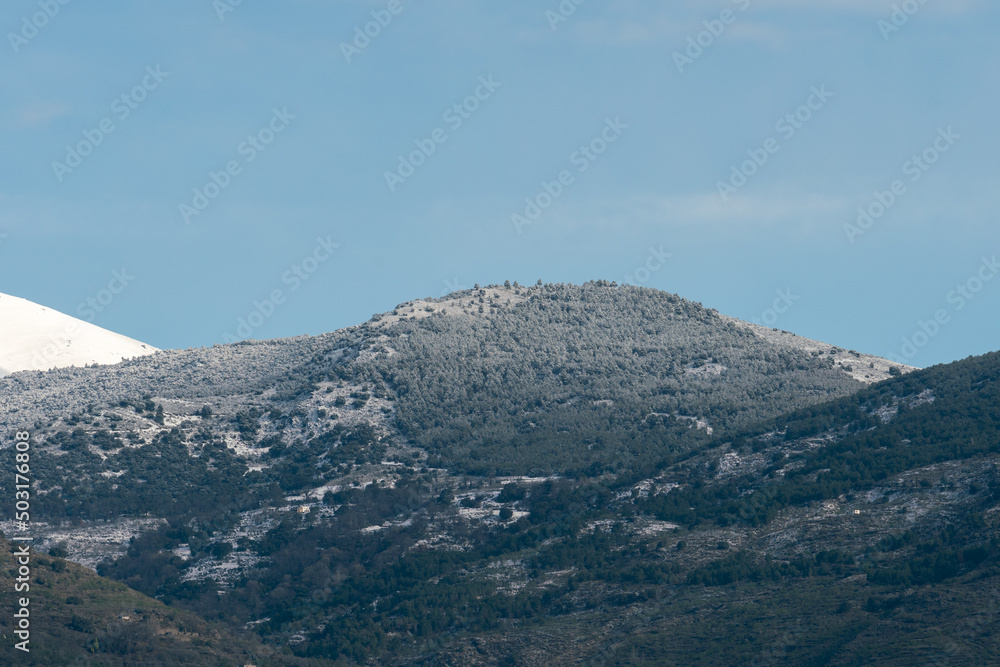 Obraz premium snow on the Sierra Nevada mountain