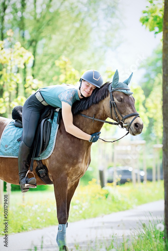 Reiterin mit Pferd © Petra Fischer