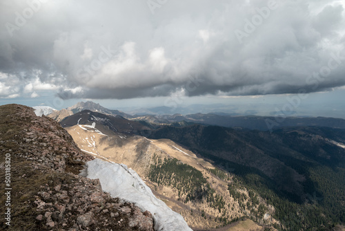 view from the top of the devil's gate mountain