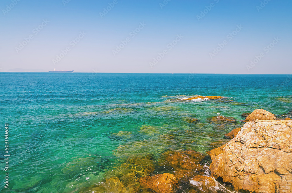 Beautiful tropical beach of Ko Lan, island near Pattaya, Thailand Beautiful tropical beach of Ko Lan, island near Pattaya, Thailand