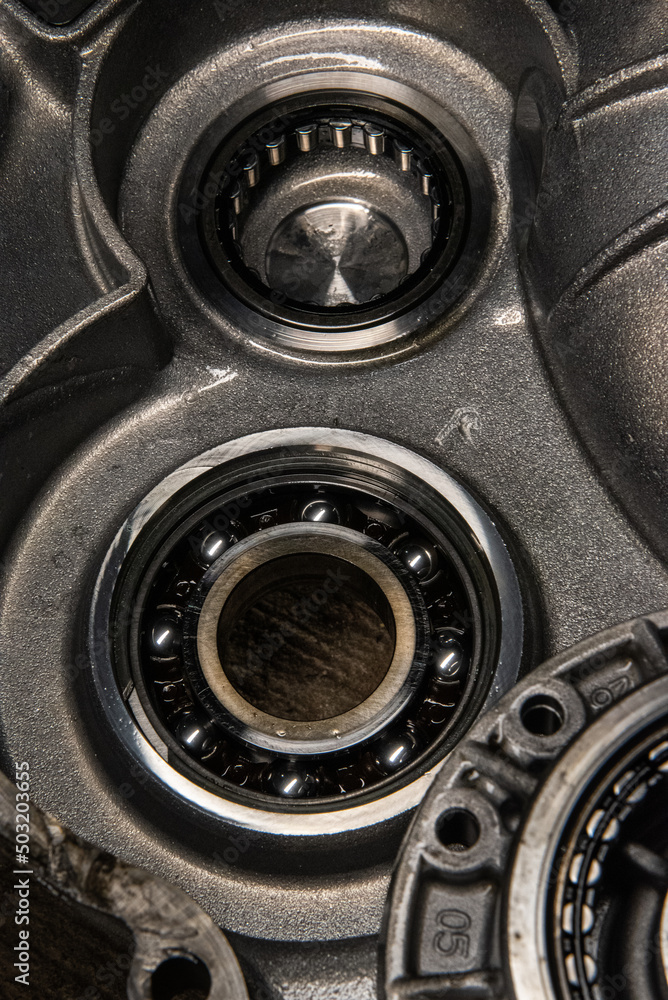 Modern automatic transmission, gearbox, dissasembled for repair Modern automatic transmission, gearbox, dissasembled for repair