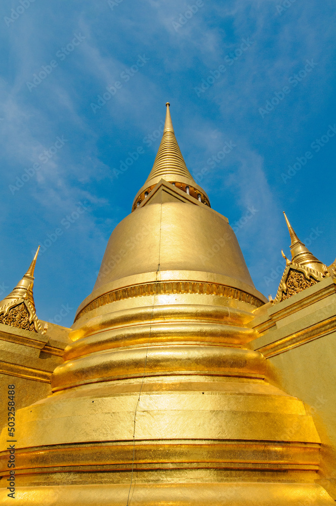 Fototapeta premium View of the Grand Palace in Bangkok