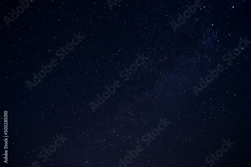 Foto view on stars in dark blue night sky
