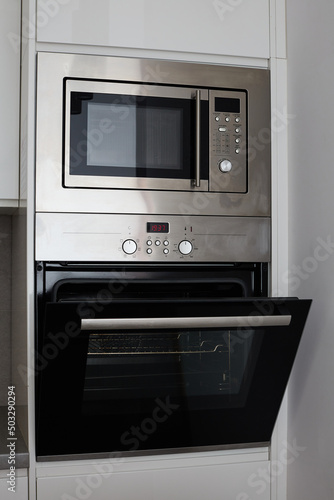 built in wall oven and microwave cabinet