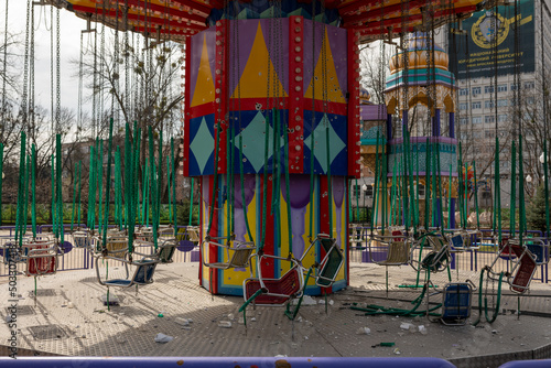 Carousel for children during war in Ukraine shot by Russian soldiers © Oleksandr