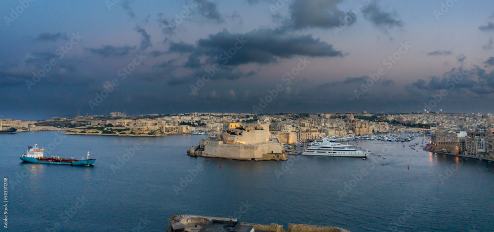 Tramonto a Malta