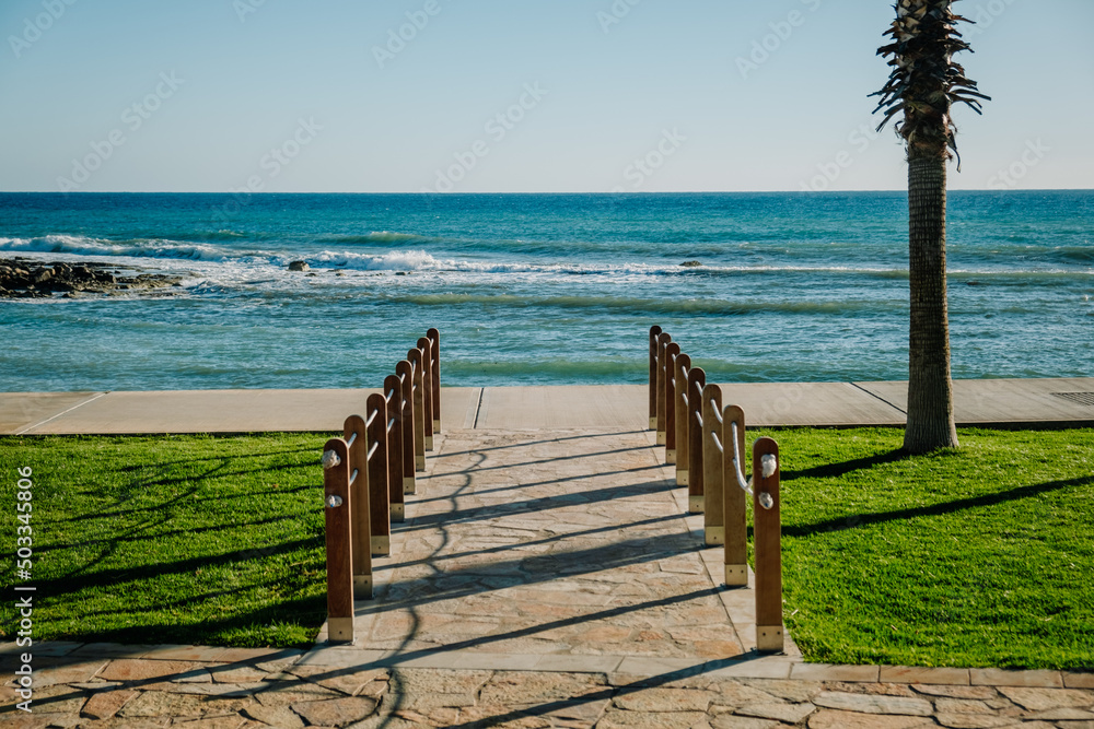 pathway to the beach and ocean