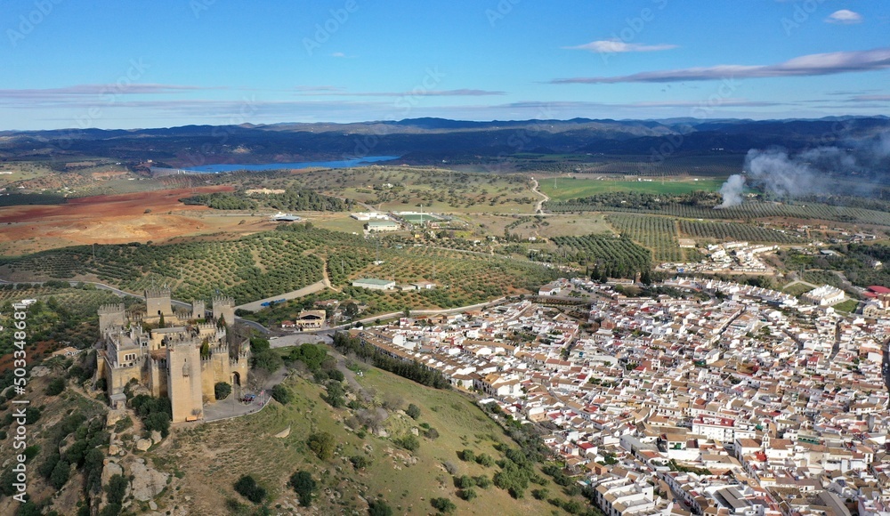 château d'Almodovar Del rio près de Cordoue le long du Guadalquivir	