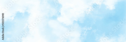 Photo blue sky background with white clouds. panorama