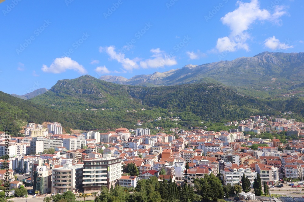 Miejski krajobraz Budvy w Czarnogórze