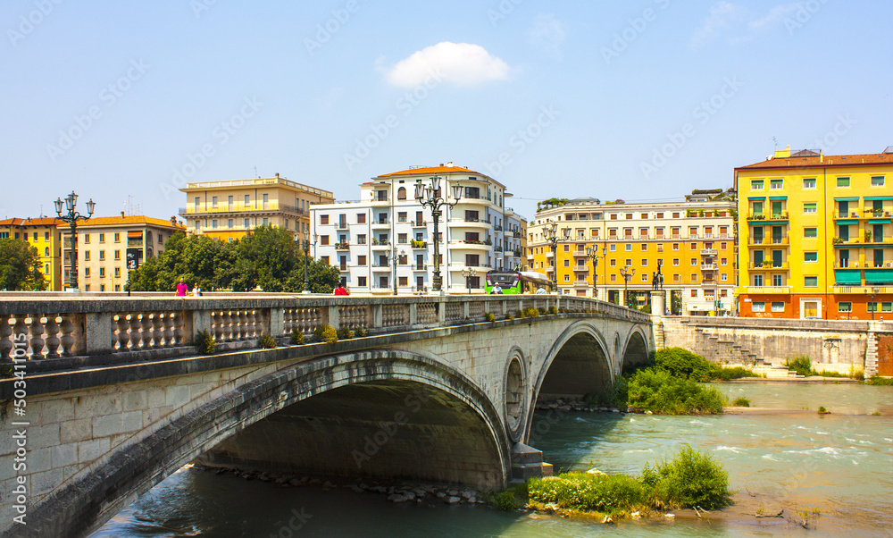 Bridge of Victory (Ponte della Vittoria) across Adige river in Verona, Italy